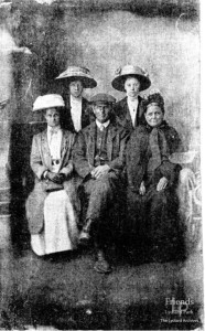 Photograph of Titcombe family, early 20th century