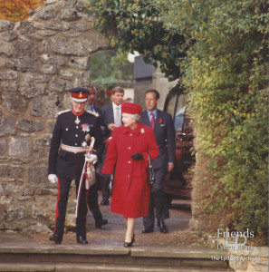 Photographs (5) of Queen Elizabeth's arrival at Lydiard Park, November 1997