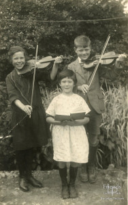 Photographs (3) of  Ivy, James, Gertie and Elizabeth Garret , 1930s